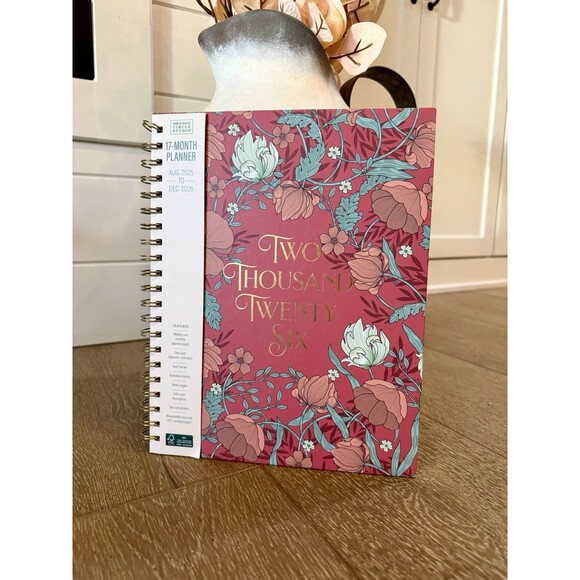 Orange Circle Other - NEW Orange Circle Age of Romance 2026 Extra-Large Spiral 17-Month Planner